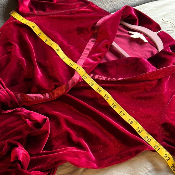 NWT Ruby Red Velvet Robe🔥 - Picture 5 of 7
